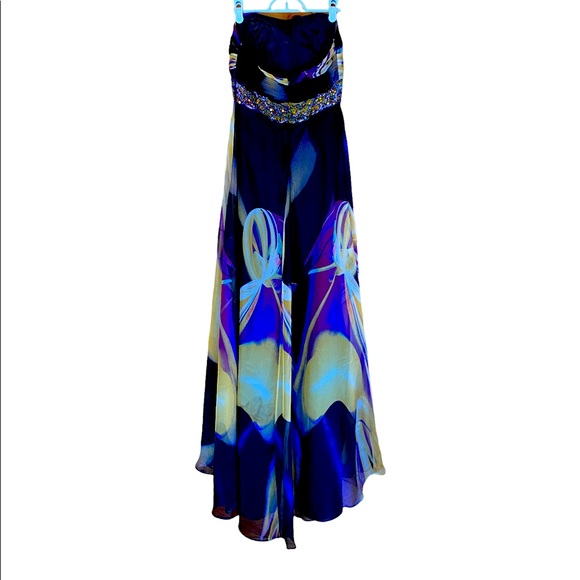 CINDERELLA LONG DRESS - Picture 2 of 3